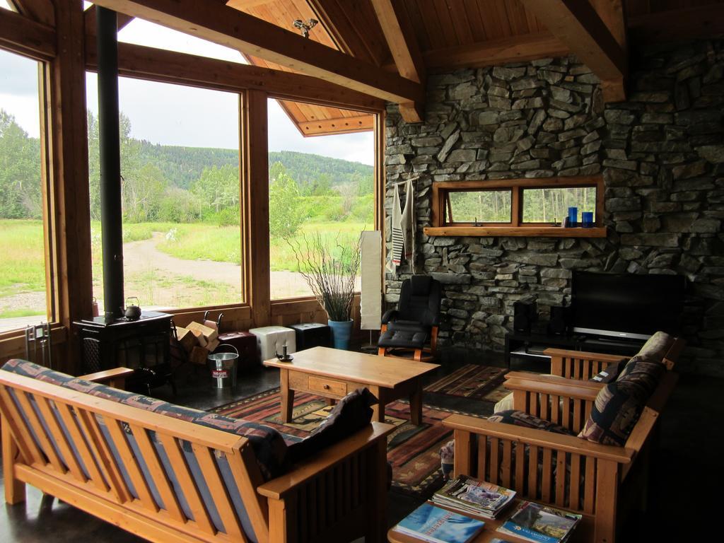 Ldr Lodge - Last Dollar Ranch Smithers Exterior foto